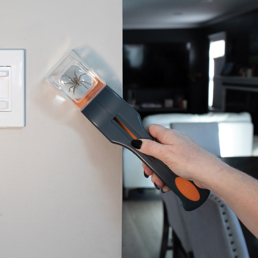 Humane Bug Catcher Tool - COHU30
