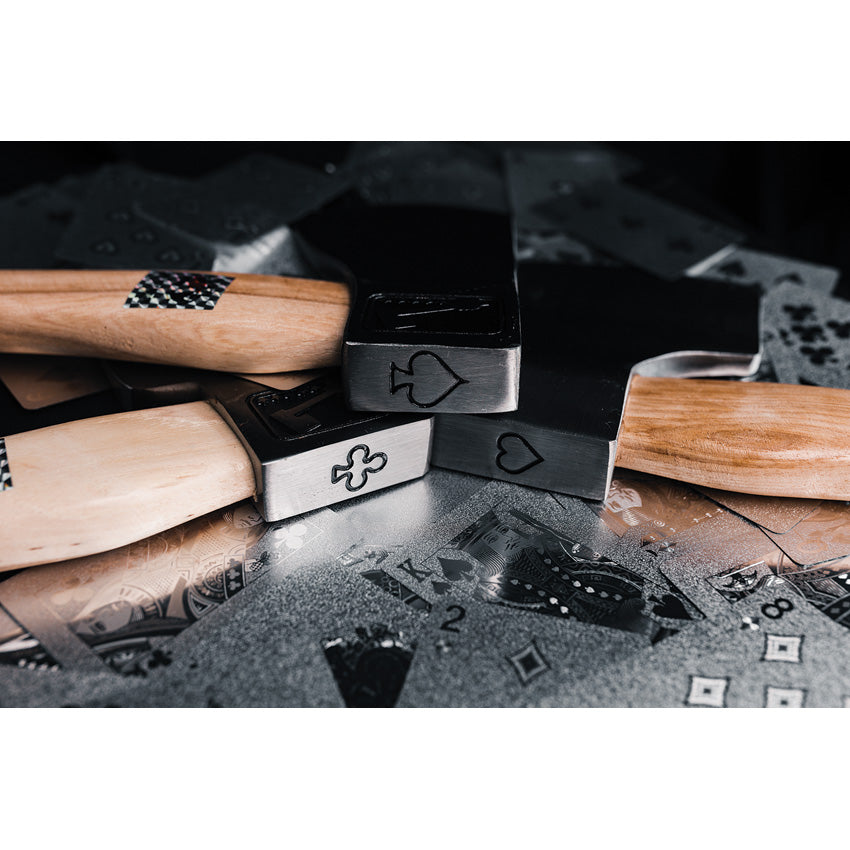 Queen of Hearts Throwing Axe - WATL007