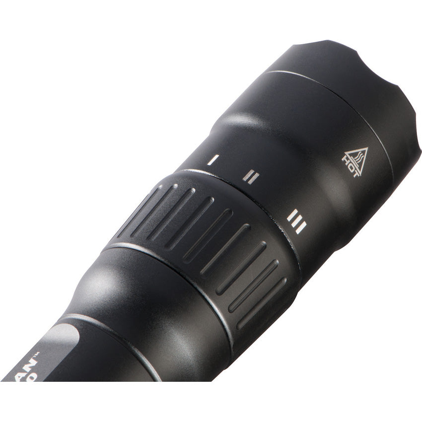 Rechargeable Flashlight - PL7600