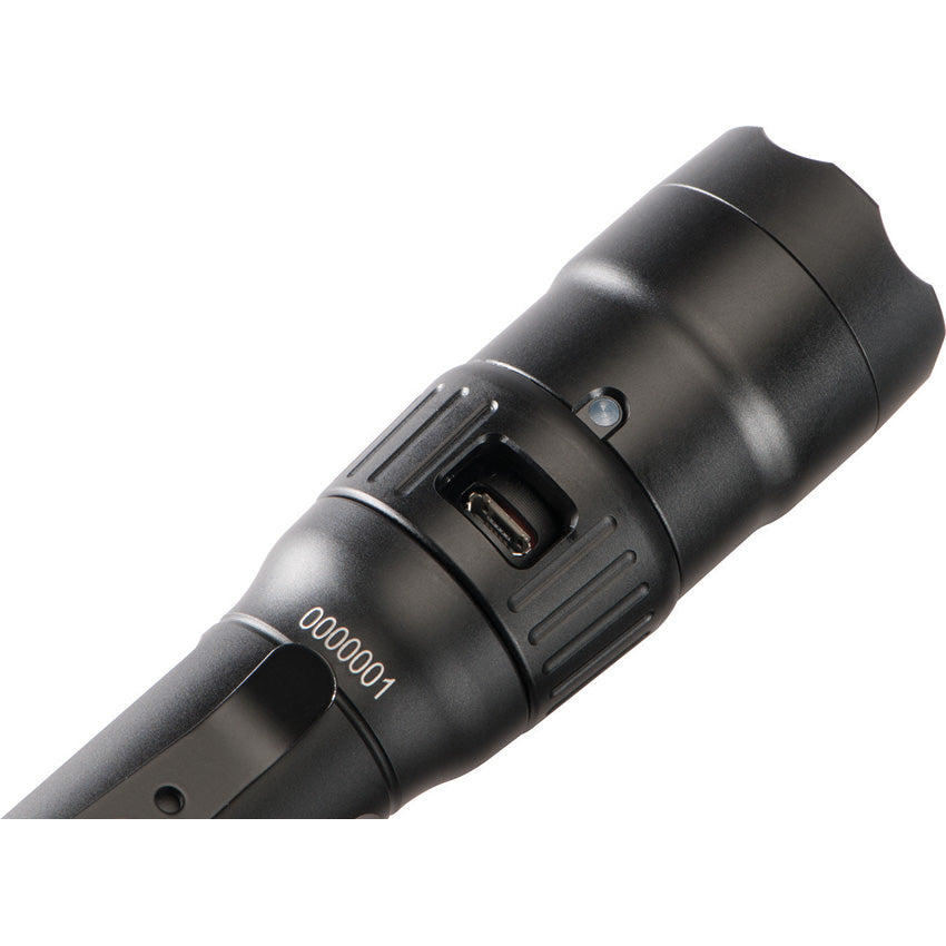 Rechargeable Flashlight - PL7600