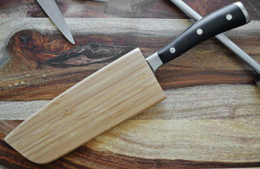 Magnetic Bamboo Santoku Sheath - DRG00816